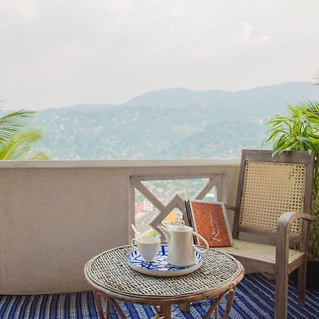 Holiday Stay Inn Kandy Exterior photo