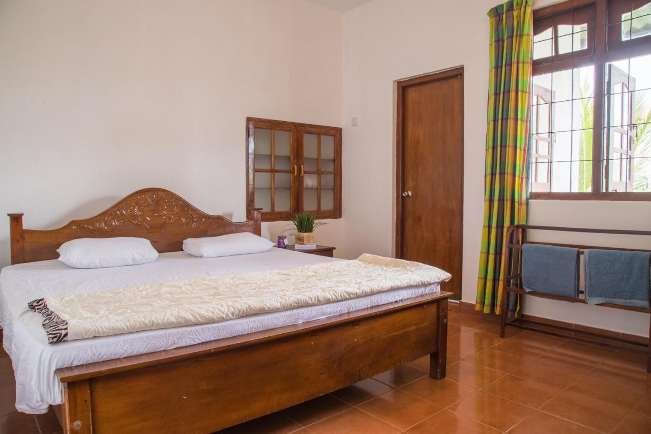 Holiday Stay Inn Kandy Exterior photo