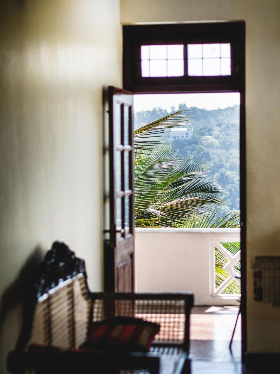 Holiday Stay Inn Kandy Exterior photo